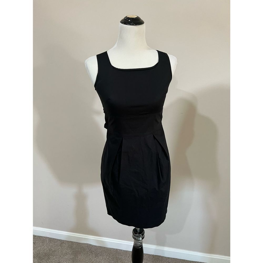 Club Monaco women dress zip square neck black size 0